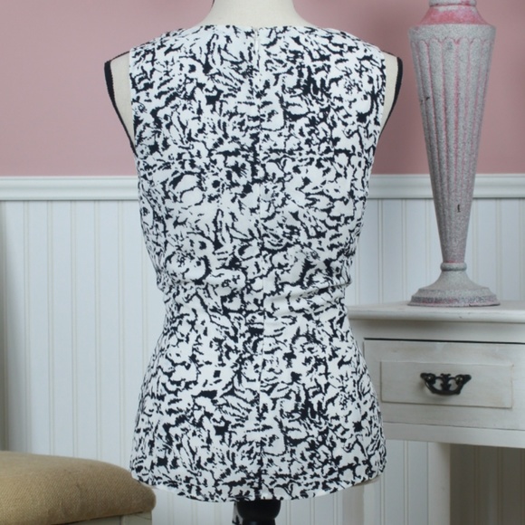 Banana Republic Wrap Shirt Size 4 - Picture 3 of 3